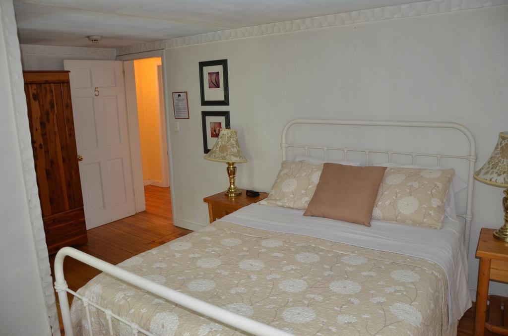 Cornwall Inn ห้อง รูปภาพ