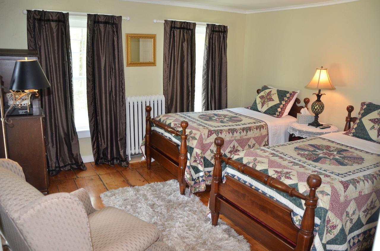 Cornwall Inn ภายนอก รูปภาพ
